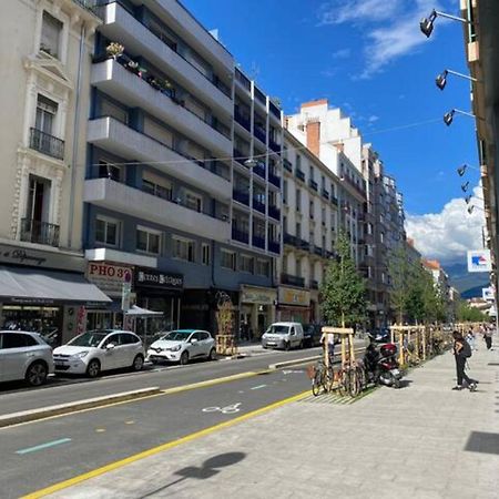 Le Zen Appartement Balneo Grenoble Bagian luar foto